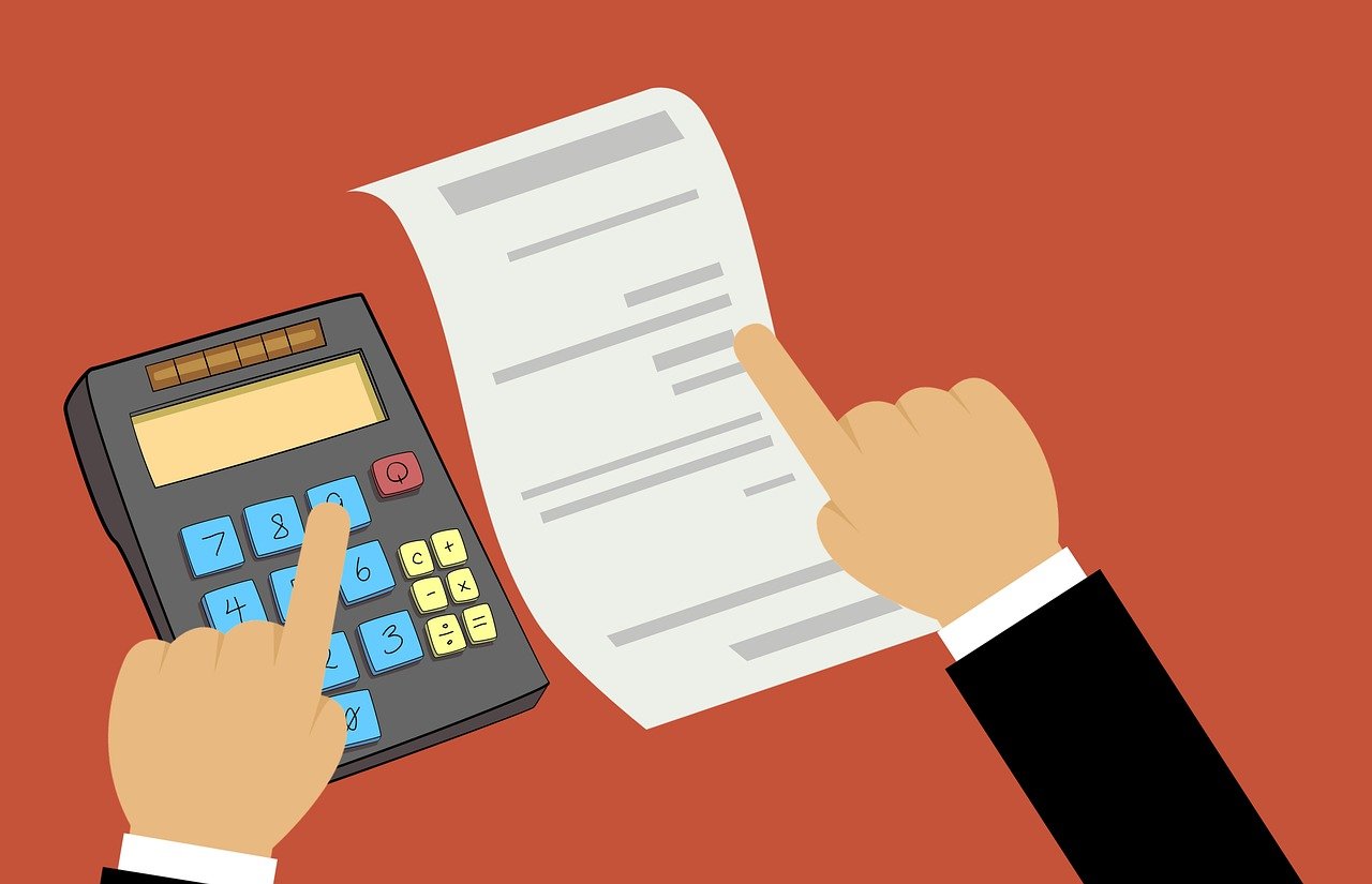 découvrez comment calculer le salaire d'un travailleur indépendant en tenant compte des revenus, charges et cotisations sociales pour optimiser votre gestion financière.