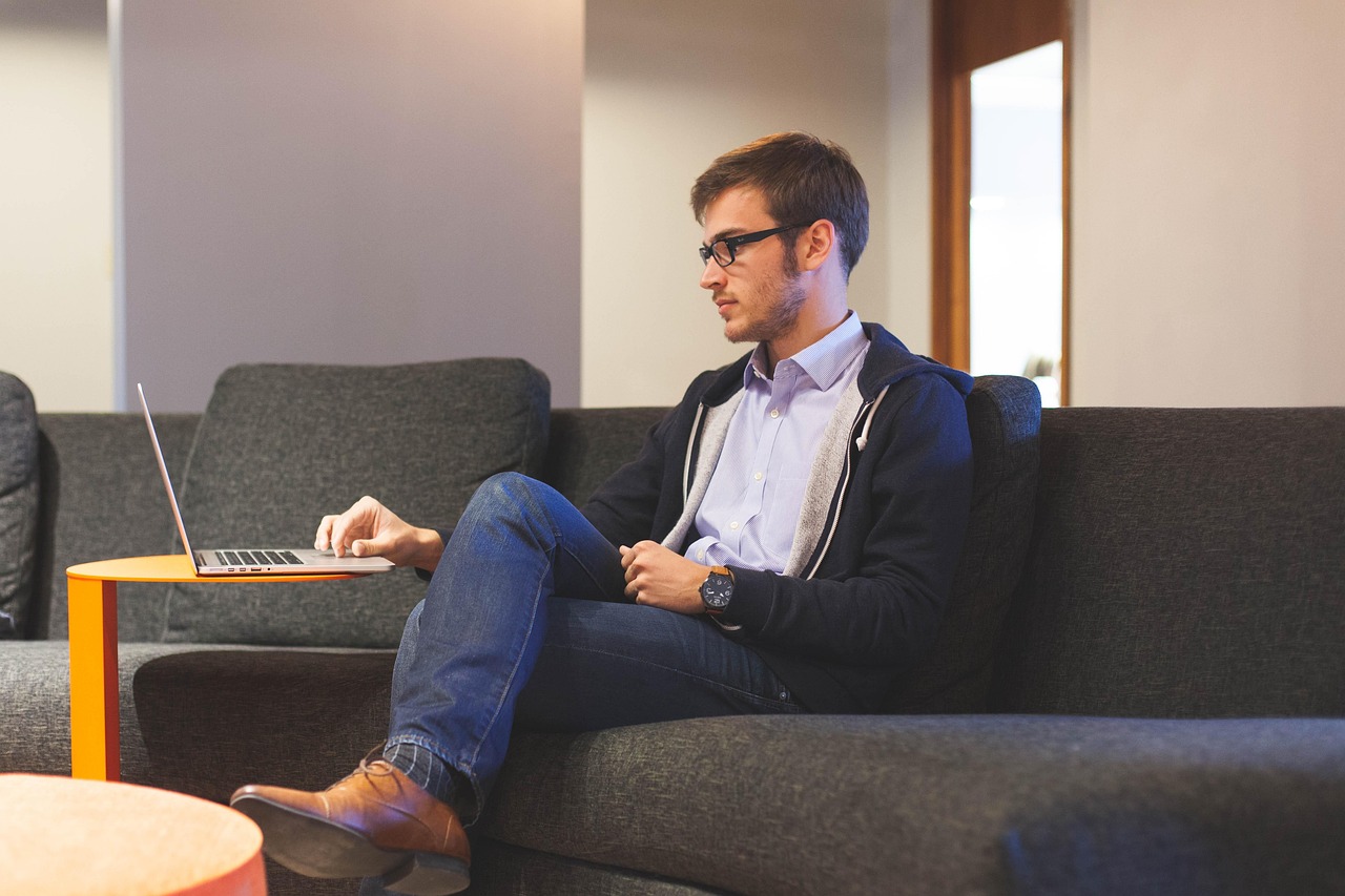 découvrez le rôle et les responsabilités d'un comité d'entreprise, son importance dans la gouvernance d'une organisation et les bonnes pratiques pour un fonctionnement efficace.