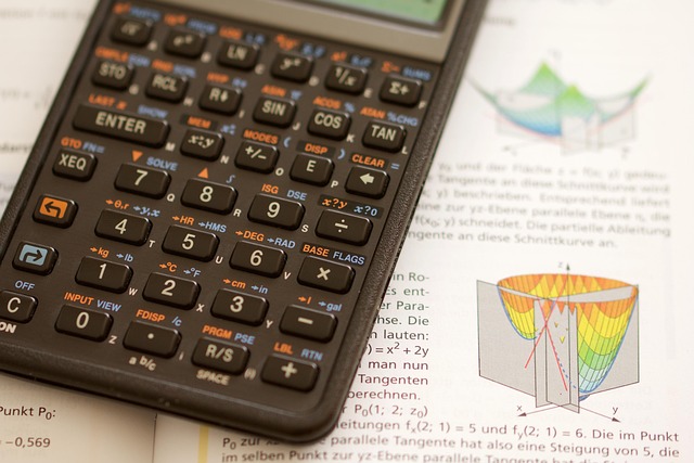 Comment remplir un chèque papier libre en 2025 : guide pratique et conseils