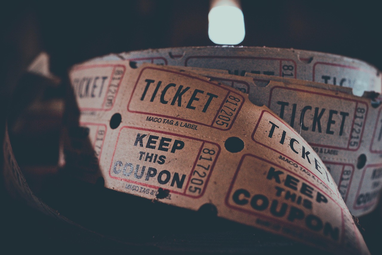 découvrez les meilleures offres cinéma du moment : réductions sur les billets, promotions spéciales, avant-premières et bons plans pour profiter de vos films préférés au meilleur prix. ne ratez aucune opportunité !