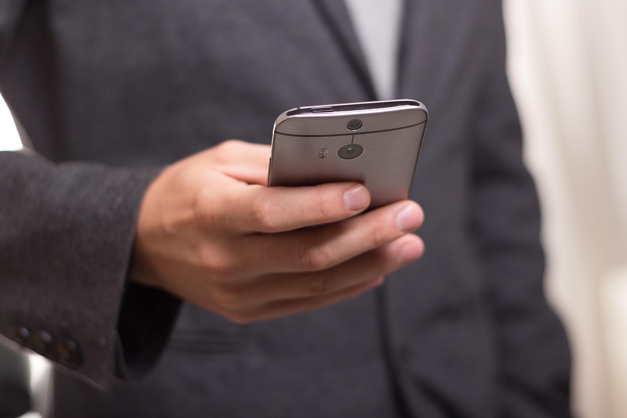 découvrez les clés d'une communication efficace : conseils, techniques et outils pour améliorer vos échanges professionnels et personnels.