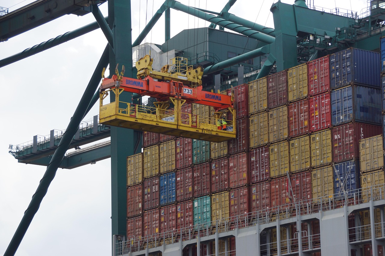 découvrez la logistique verte : des solutions innovantes et éco-responsables pour optimiser le transport, réduire l'empreinte carbone et améliorer la durabilité de votre chaîne logistique.